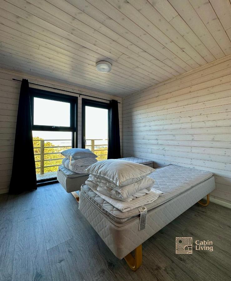 Brand New Beautiful Cabin View Wifi Sonos System Ларвик Екстериор снимка